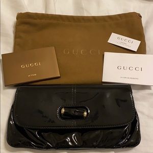 Classic patent leather Gucci handbag!
